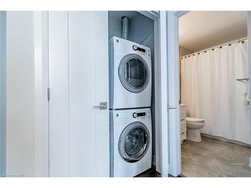 10-405 Merritt Street, St. Catharines, ON - Indoor Photo Showing Laundry Room