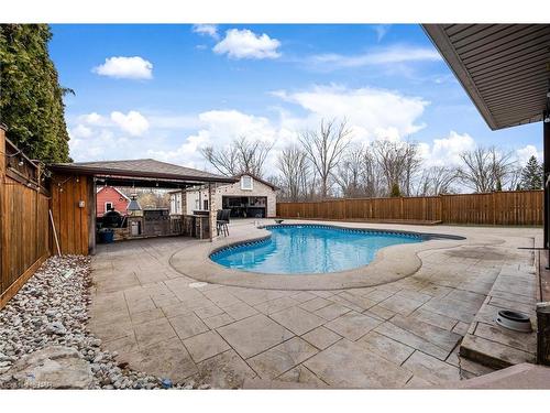 32 Glenwood Parkway, Welland, ON - Outdoor With In Ground Pool With Deck Patio Veranda With Backyard