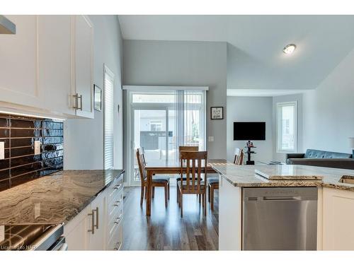 1217 Kennedy Drive, Fort Erie, ON - Indoor