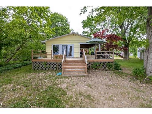 1995 Macdonald Drive, Fort Erie, ON - Outdoor With Deck Patio Veranda