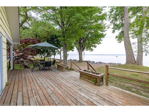 1995 Macdonald Drive, Fort Erie, ON - Outdoor With Deck Patio Veranda With Exterior