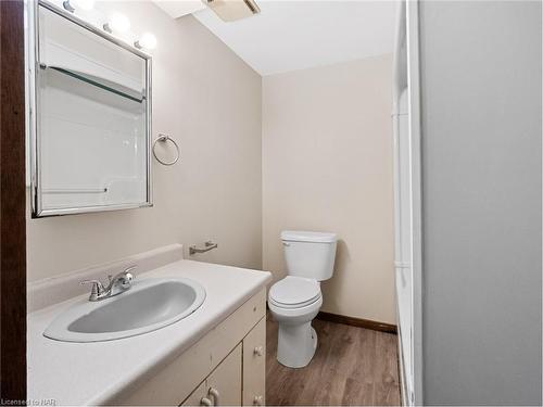 5179 Valleyview Crescent, Niagara Falls, ON - Indoor Photo Showing Other Room