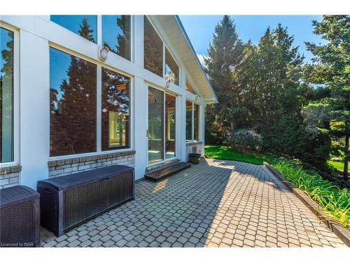 6811 Carmella Place, Niagara Falls, ON - Outdoor With Deck Patio Veranda With Exterior