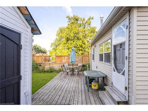 49 Conway Place, Crystal Beach, ON - Outdoor With Deck Patio Veranda With Exterior