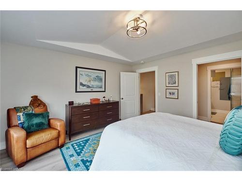 13-3573 Dominion Road, Ridgeway, ON - Indoor Photo Showing Bedroom