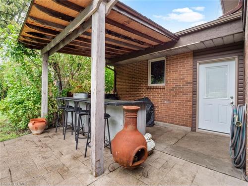 1121 Pettit Road, Fort Erie, ON - Outdoor With Deck Patio Veranda With Exterior