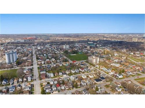 4607 Armoury Street, Niagara Falls, ON - Outdoor With View
