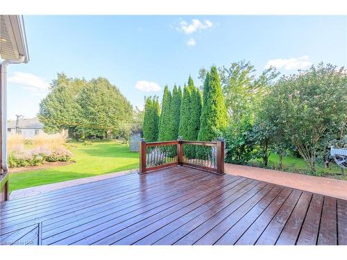 7755 South Wood Drive, Niagara Falls, ON - Outdoor With Deck Patio Veranda