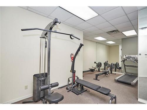 226-8111 Forest Glen Drive, Niagara Falls, ON - Indoor Photo Showing Gym Room