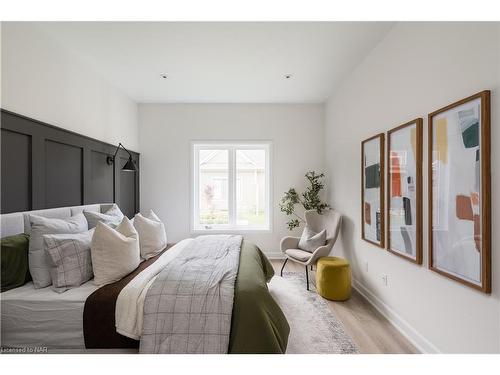 16 Butternut Crescent, Ridgeway, ON - Indoor Photo Showing Bedroom