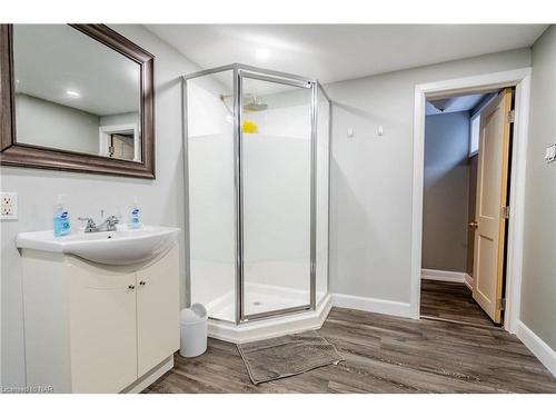 3483 River Trail Crescent, Stevensville, ON - Indoor Photo Showing Bathroom