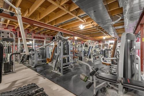 1530 Abingdon Road, Caistor Centre, ON - Indoor Photo Showing Gym Room