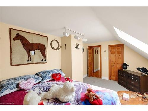 3200 Bertie Road, Ridgeway, ON - Indoor Photo Showing Bedroom