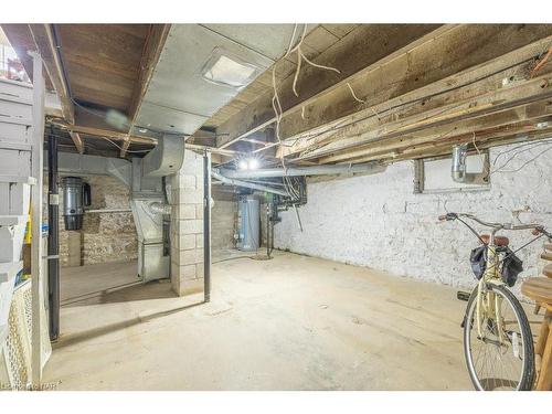 3709 Mountainview Road, Lincoln, ON - Indoor Photo Showing Basement