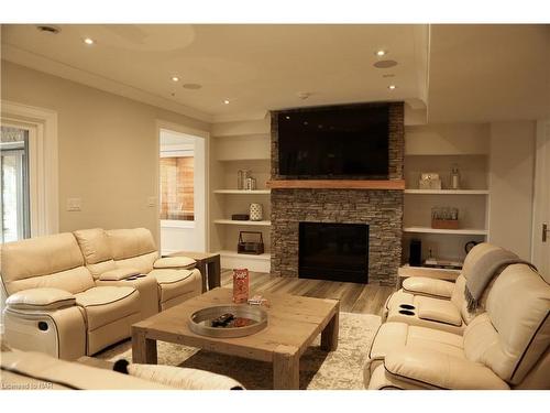 2735 Vimy Road, Port Colborne, ON - Indoor Photo Showing Living Room With Fireplace