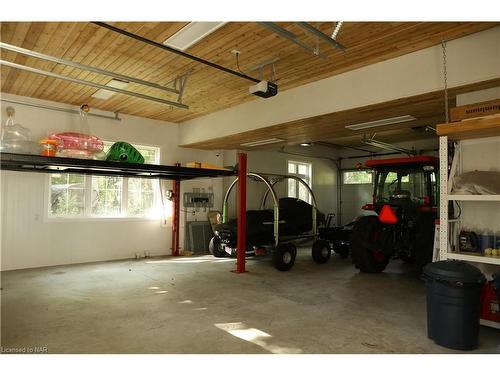2735 Vimy Road, Port Colborne, ON - Indoor Photo Showing Garage