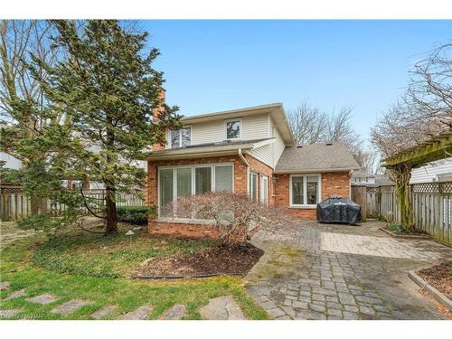 3 Townsend Circle, Fonthill, ON - Outdoor