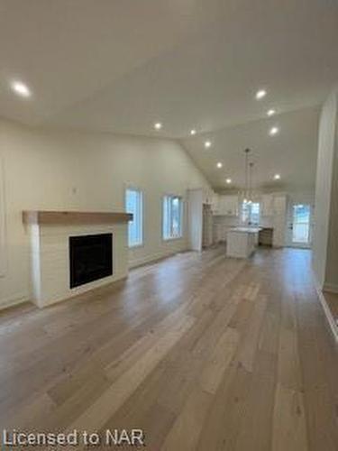 63 Windsor Avenue, Fort Erie, ON - Indoor With Fireplace