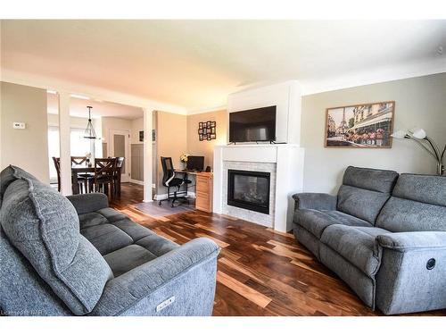 11 Montgomery Avenue, St. Catharines, ON - Indoor Photo Showing Living Room With Fireplace