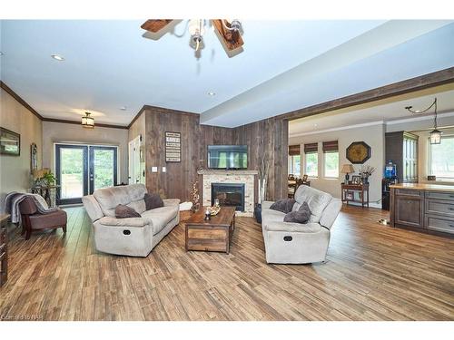 9695 Grassy Brook Road, Niagara Falls, ON - Indoor Photo Showing Living Room With Fireplace