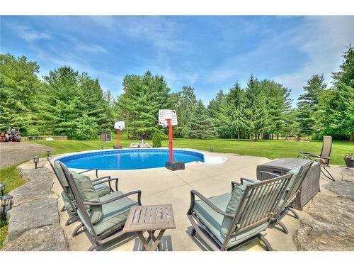 9695 Grassy Brook Road, Niagara Falls, ON - Outdoor With In Ground Pool With Deck Patio Veranda With Backyard