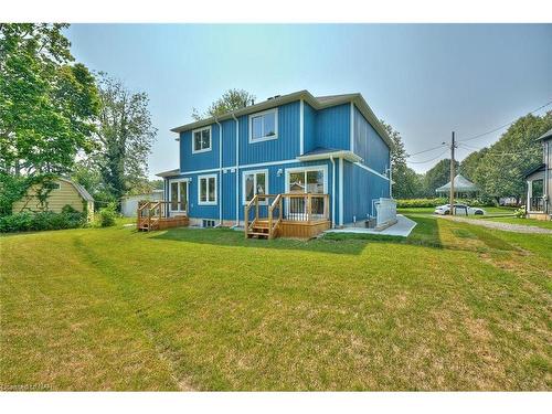 18 Queens Circle, Crystal Beach, ON - Outdoor