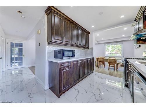 1 Marmac Drive, St. Catharines, ON - Indoor Photo Showing Kitchen