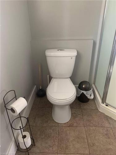 422 Cambridge Road W, Crystal Beach, ON - Indoor Photo Showing Bathroom