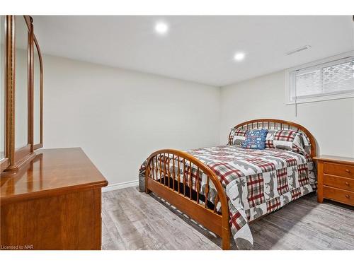 82 Mildred Avenue, St. Catharines, ON - Indoor Photo Showing Bedroom