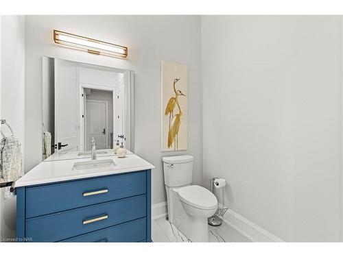 2341 Terravita Drive, Niagara Falls, ON - Indoor Photo Showing Bathroom