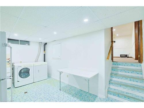 71 Golfview Crescent, London, ON - Indoor Photo Showing Laundry Room