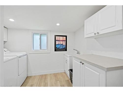 377 Cambridge Road W, Crystal Beach, ON - Indoor Photo Showing Laundry Room