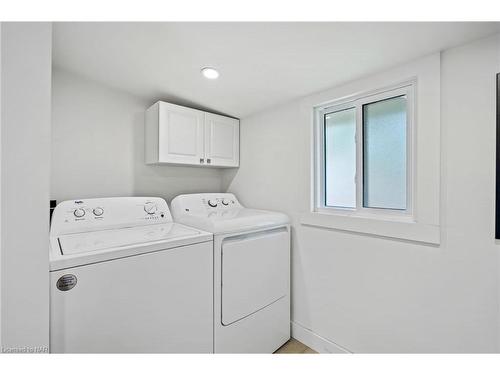 377 Cambridge Road W, Crystal Beach, ON - Indoor Photo Showing Laundry Room