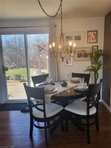 621 Bidwell Parkway, Fort Erie, ON - Indoor Photo Showing Dining Room