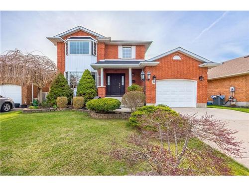 8 Donalda Court, St. Catharines, ON - Outdoor With Deck Patio Veranda With Facade
