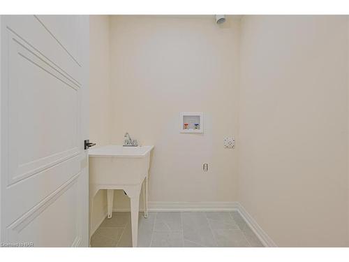 71B Bradley Street, St. Catharines, ON - Indoor Photo Showing Other Room
