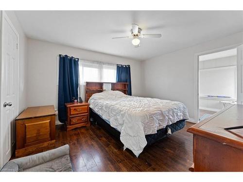 186 Price Avenue, Welland, ON - Indoor Photo Showing Bedroom