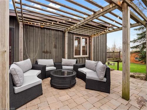 320 Albany Street, Fort Erie, ON - Outdoor With Deck Patio Veranda With Exterior