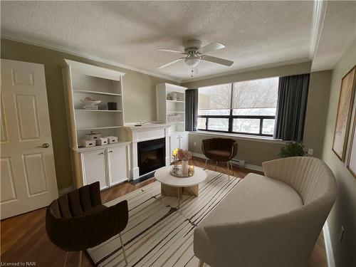 308-190 Hwy 20 W Highway, Fonthill, ON - Indoor With Fireplace