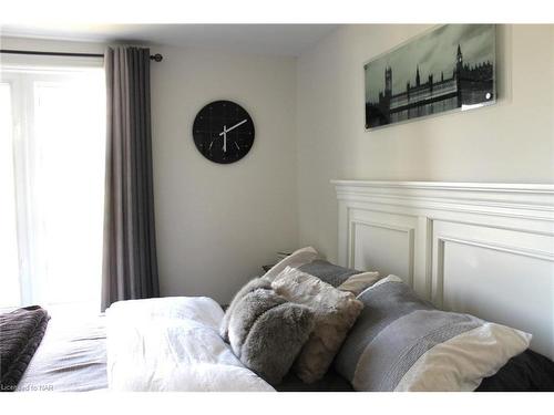 3967 Rebstock Road, Crystal Beach, ON - Indoor Photo Showing Bedroom