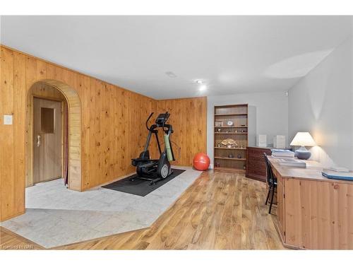 19 Southgate Circle, St. Catharines, ON - Indoor Photo Showing Gym Room