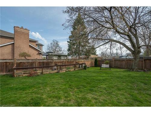 19 Southgate Circle, St. Catharines, ON - Outdoor With Backyard
