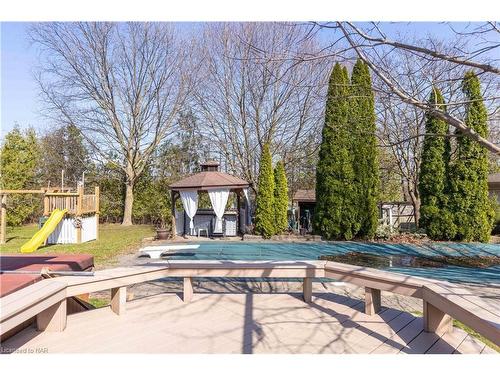 4155 15Th St Street, Lincoln, ON - Outdoor With In Ground Pool