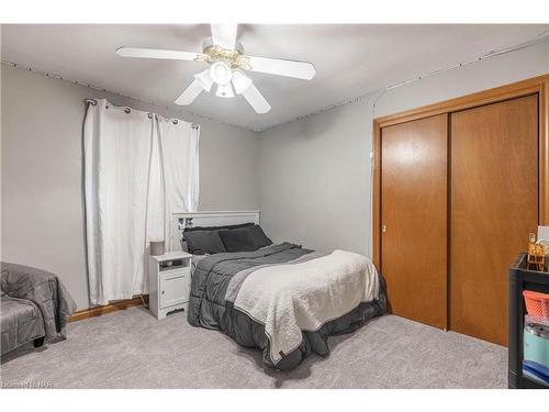 4155 15Th St Street, Lincoln, ON - Indoor Photo Showing Bedroom