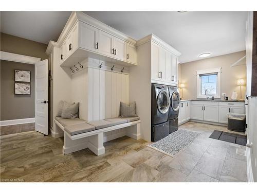 288 Johnson Road, Dunnville, ON - Indoor Photo Showing Laundry Room