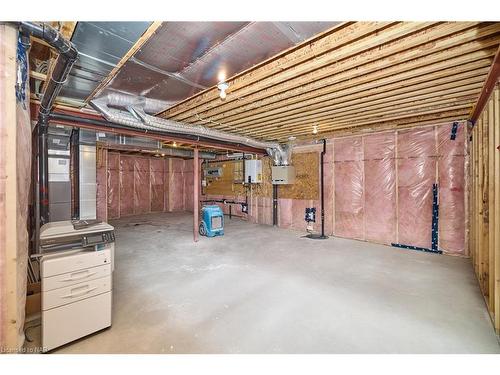 20 Butternut Crescent, Ridgeway, ON - Indoor Photo Showing Bedroom