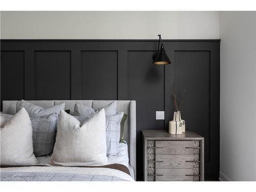 20 Butternut Crescent, Ridgeway, ON - Indoor Photo Showing Bedroom