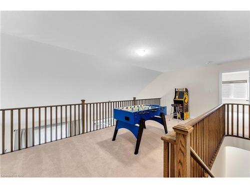12 Explorer Way, Thorold, ON - Indoor Photo Showing Other Room
