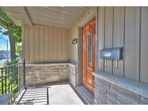 2943 St Paul Avenue, Niagara Falls, ON - Outdoor With Exterior