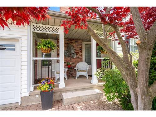 2 Bolger Drive, St. Catharines, ON - Outdoor With Deck Patio Veranda